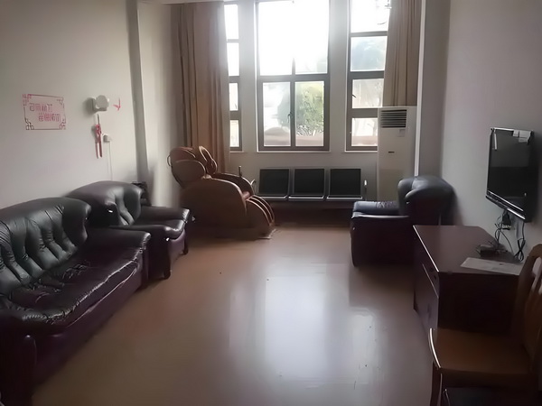 这个王妃很淡定